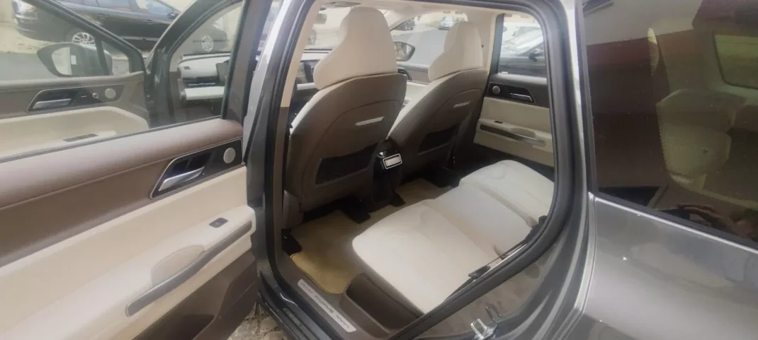 Aiways U5 2024 - 28500 EUR, 10380 km - AUTO.MOTO.pt - 10380km - foto 25 de 36