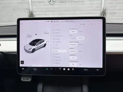 Tesla Model 3 2021 - 27950 EUR, 49088 km - AUTO.MOTO.pt - 49088km - foto 21 de 59