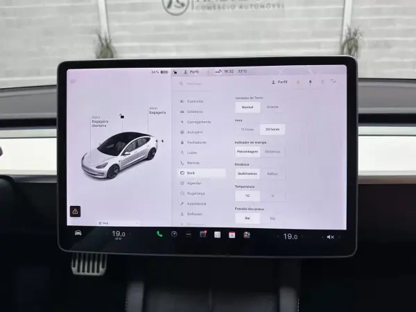 Tesla Model 3 2021 - 27950 EUR, 49088 km - AUTO.MOTO.pt - 49088km - foto 21 de 59
