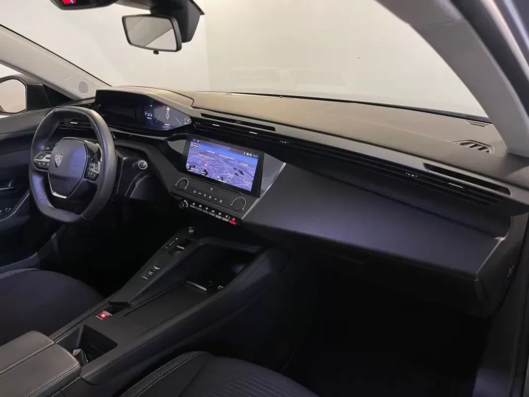 Peugeot 308 SW 2022 - 16950 EUR, 103000 km - AUTO.MOTO.pt - 103000km - foto 14 de 31