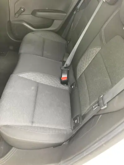 Renault Clio 2020 - 13890 EUR, 145621 km - AUTO.MOTO.pt - 145621km - foto 18 de 20