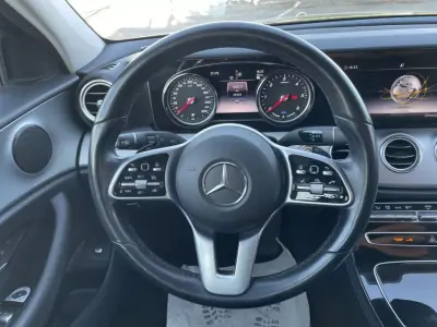Mercedes-Benz CLE 200 2020 - 38900 EUR, 99472 km - AUTO.MOTO.pt - 99472km - foto 13 de 22