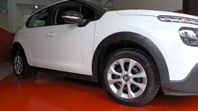Citroën C3 VAN 2020 - 13618 EUR, 92936 km - AUTO.MOTO.pt - 92936km - foto 6 de 54