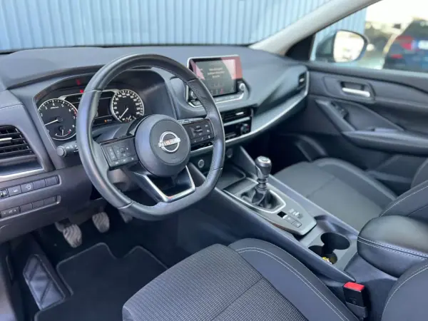 Nissan Qashqai 2023 - 20750 EUR, 61999 km - AUTO.MOTO.pt - 61999km - foto 10 de 15