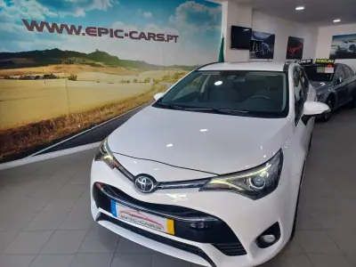 Toyota Avensis Touring Sports 2016 - 15980 EUR, 120621 km - AUTO.MOTO.pt - 120621km - foto 5 de 45