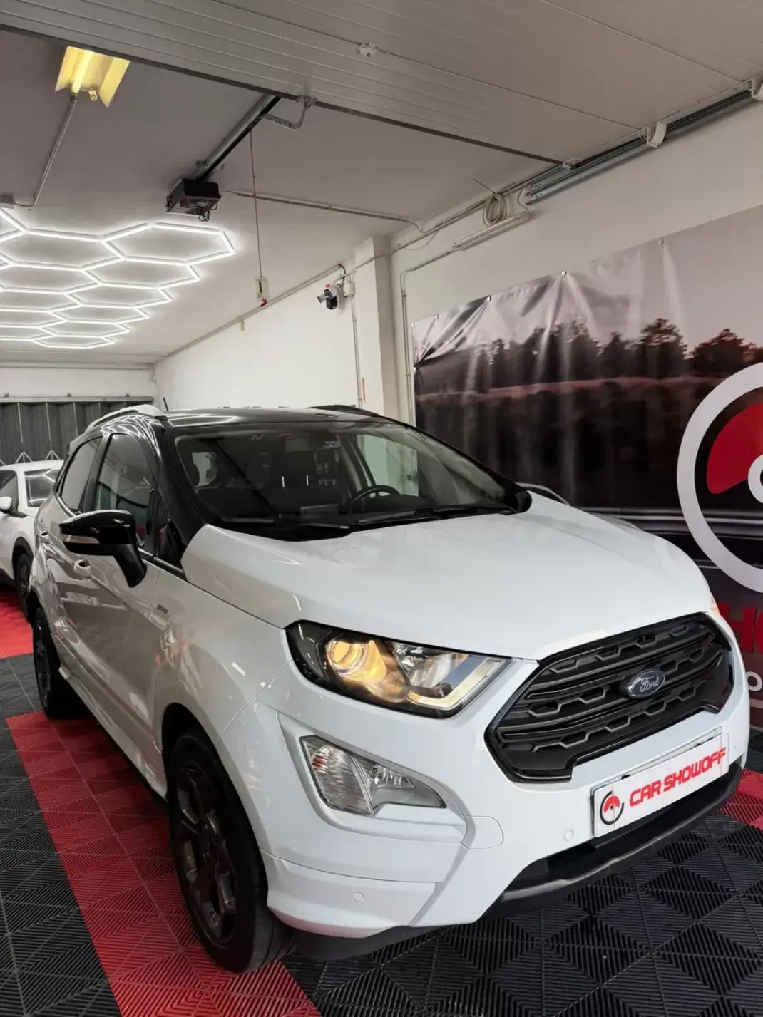 Ford EcoSport 2019 - 14900 EUR, 137000 km - AUTO.MOTO.pt - 137000km - foto 1 de 14