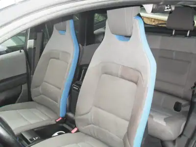 BMW i3 2018 - 17580 EUR, 93200 km - AUTO.MOTO.pt - 93200km - foto 7 de 28
