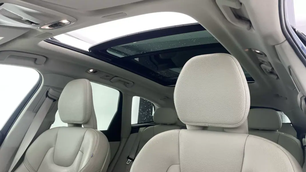 Volvo XC 60 2020 - 29999 EUR, 92117 km - 92117km - foto 20 de 22