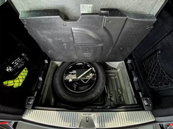 Mercedes-Benz C 220 2011 - 12900 EUR, 222771 km - AUTO.MOTO.pt - 222771km - foto 28 de 31