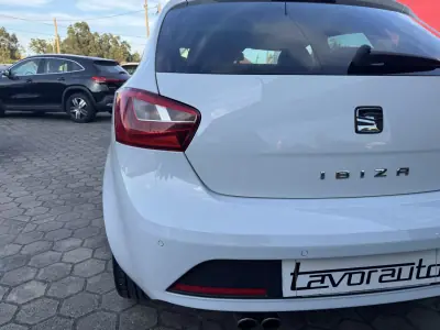 SEAT Ibiza 2014 - 11500 EUR, 93000 km - AUTO.MOTO.pt - 93000km - foto 30 de 41