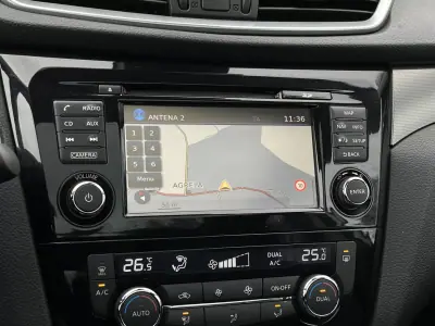 Nissan Qashqai 2017 - 18500 EUR, 128000 km - AUTO.MOTO.pt - 128000km - foto 21 de 27