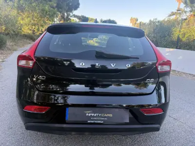 Volvo V40 2017 - 13999 EUR, 80000 km - AUTO.MOTO.pt - 80000km - foto 5 de 13
