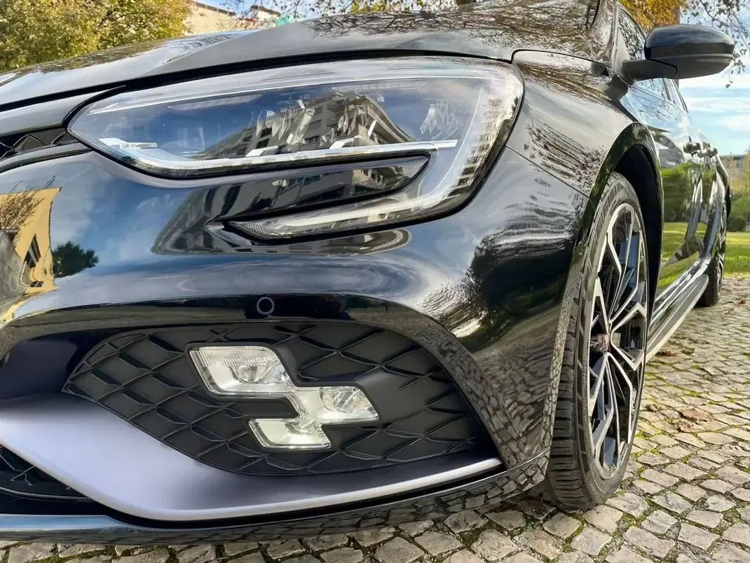 Renault Mégane 2022 - 39990 EUR, 37500 km - AUTO.MOTO.pt - 37500km - foto 34 de 36