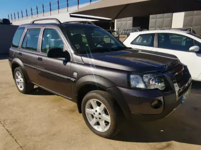 Land Rover Freelander 2005 - 8000 EUR, 248000 km - 248000km - foto 1 de 9