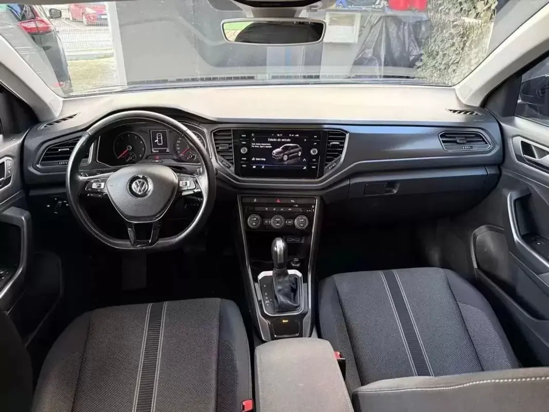 Volkswagen T-Roc 2019 - 21900 EUR, 135000 km - AUTO.MOTO.pt - 135000km - foto 5 de 48