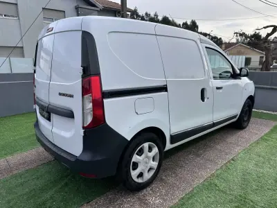 Dacia Dokker 2015 - 7000 EUR, 287197 km - AUTO.MOTO.pt - 287197km - foto 10 de 35
