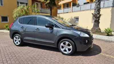 Peugeot 3008 2012 - 9480 EUR, 170000 km - AUTO.MOTO.pt - 170000km - foto 7 de 15