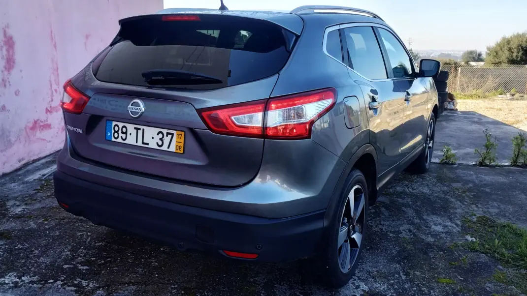 Nissan Qashqai 2017 - 15999 EUR, 139999 km - AUTO.MOTO.pt - 139999km - foto 5 de 34
