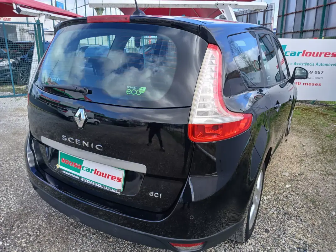 Renault Grand Scénic 2013 - 7600 EUR, 174425 km - AUTO.MOTO.pt - 174425km - foto 6 de 25