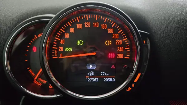 MINI Countryman 2018 - 21550 EUR, 127363 km - AUTO.MOTO.pt - 127363km - foto 26 de 71