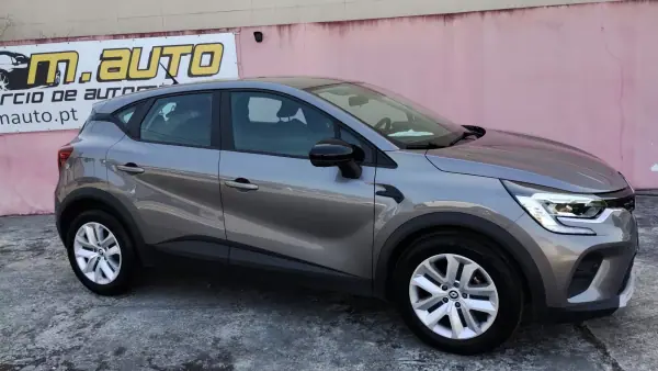 Renault Captur 2022 - 15950 EUR, 77000 km - AUTO.MOTO.pt - 77000km - foto 3 de 42