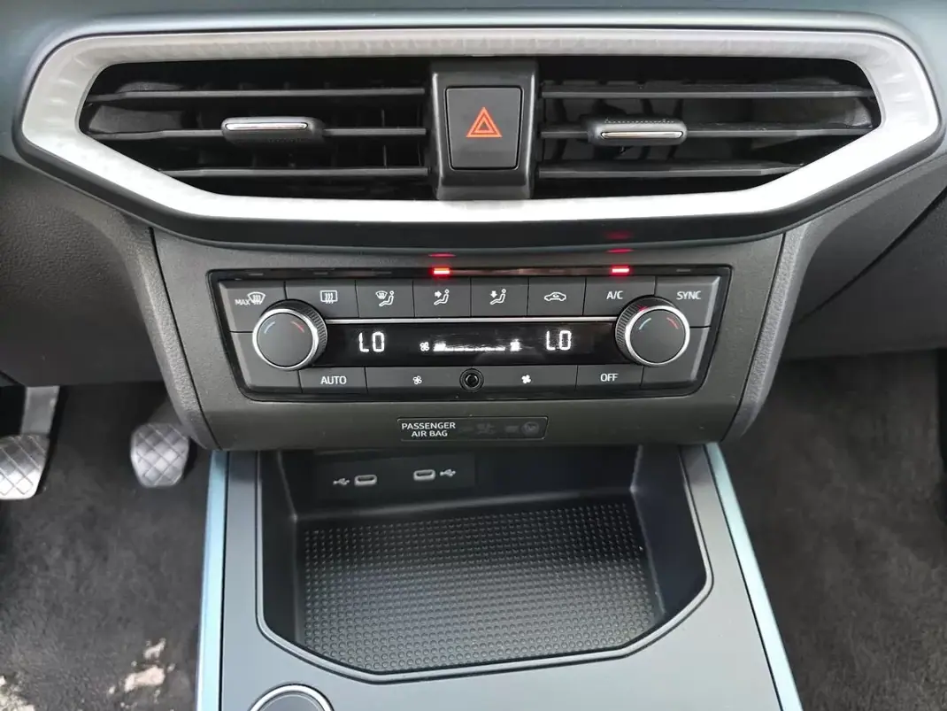 SEAT Arona 2023 - 16900 EUR, 73900 km - AUTO.MOTO.pt - 73900km - foto 23 de 37