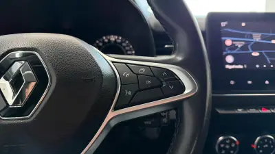 Renault Clio 2021 - 11490 EUR, 171078 km - AUTO.MOTO.pt - 171078km - foto 26 de 27