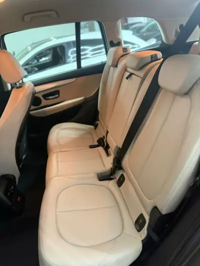 BMW 216 Gran Tourer 2019 - 18900 EUR, 253000 km - AUTO.MOTO.pt - 253000km - foto 12 de 13
