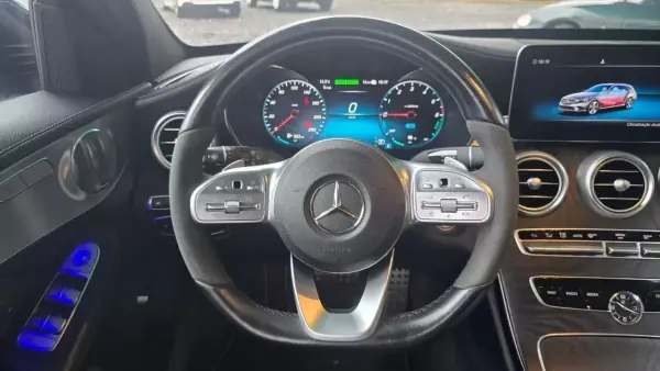 Mercedes-Benz C 300 2021 - 27900 EUR, 186885 km - AUTO.MOTO.pt - 186885km - foto 16 de 30