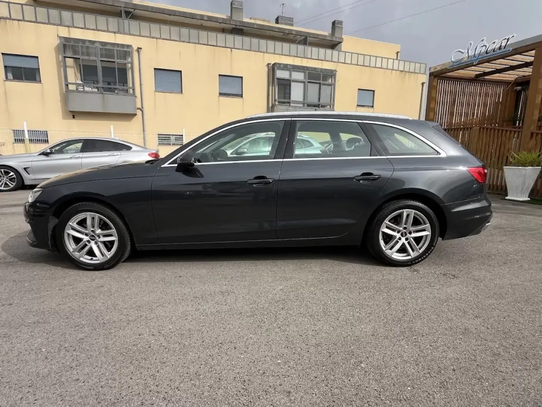 Audi A4 Avant 2022 - 21250 EUR, 195000 km - AUTO.MOTO.pt - 195000km - foto 8 de 45