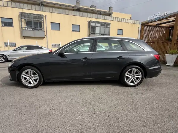 Audi A4 Avant 2022 - 21250 EUR, 195000 km - AUTO.MOTO.pt - 195000km - foto 8 de 45