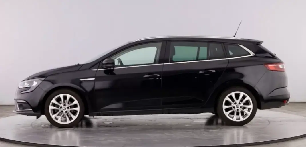 Renault Mégane Sport Tourer 2017 - 12799 EUR, 112021 km - 112021km - foto 3 de 15