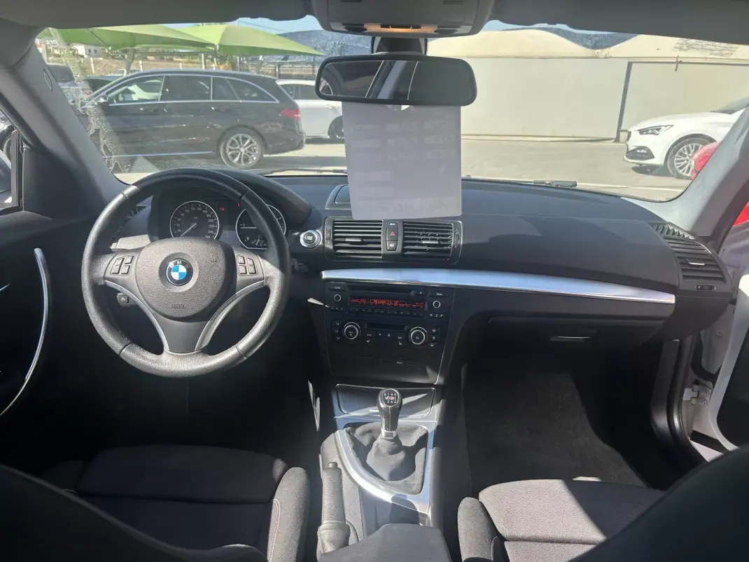 BMW 120 2011 - 14947 EUR, 123000 km - 123000km - foto 13 de 18