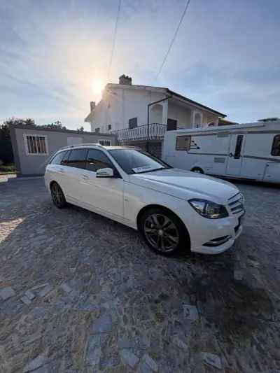Mercedes-Benz C 220 2011 - 10900 EUR, 315000 km - AUTO.MOTO.pt - 315000km - foto 4 de 10