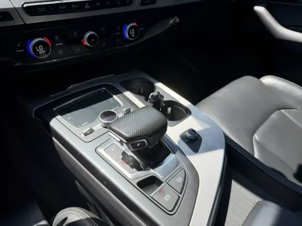 Audi Q7 2017 - 25500 EUR, 265000 km - AUTO.MOTO.pt - 265000km - foto 16 de 18