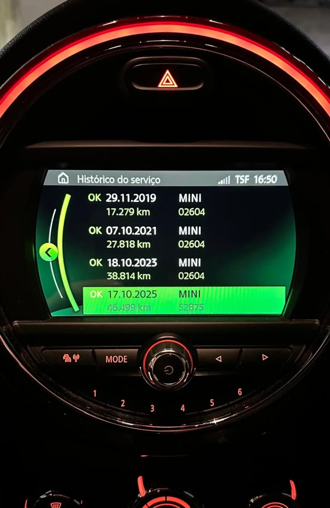 MINI Cooper 2018 - 18500 EUR, 48000 km - AUTO.MOTO.pt - 48000km - foto 27 de 28
