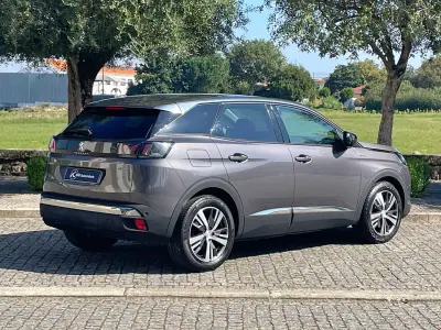 Peugeot 3008 2022 - 22900 EUR, 46000 km - 46000km - foto 6 de 37