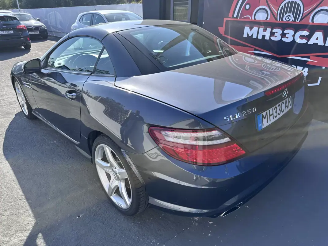 Mercedes-Benz SLK 250 2011 - 23500 EUR, 170000 km - AUTO.MOTO.pt - 170000km - foto 12 de 32