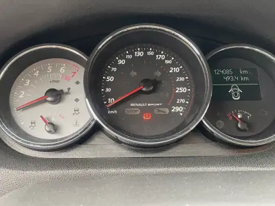 Renault Mégane Coupe 2015 - 23900 EUR, 124085 km - 124085km - foto 8 de 8