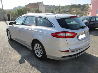 Ford Mondeo SW 2017 - 12750 EUR, 152000 km - AUTO.MOTO.pt - 152000km - foto 8 de 15