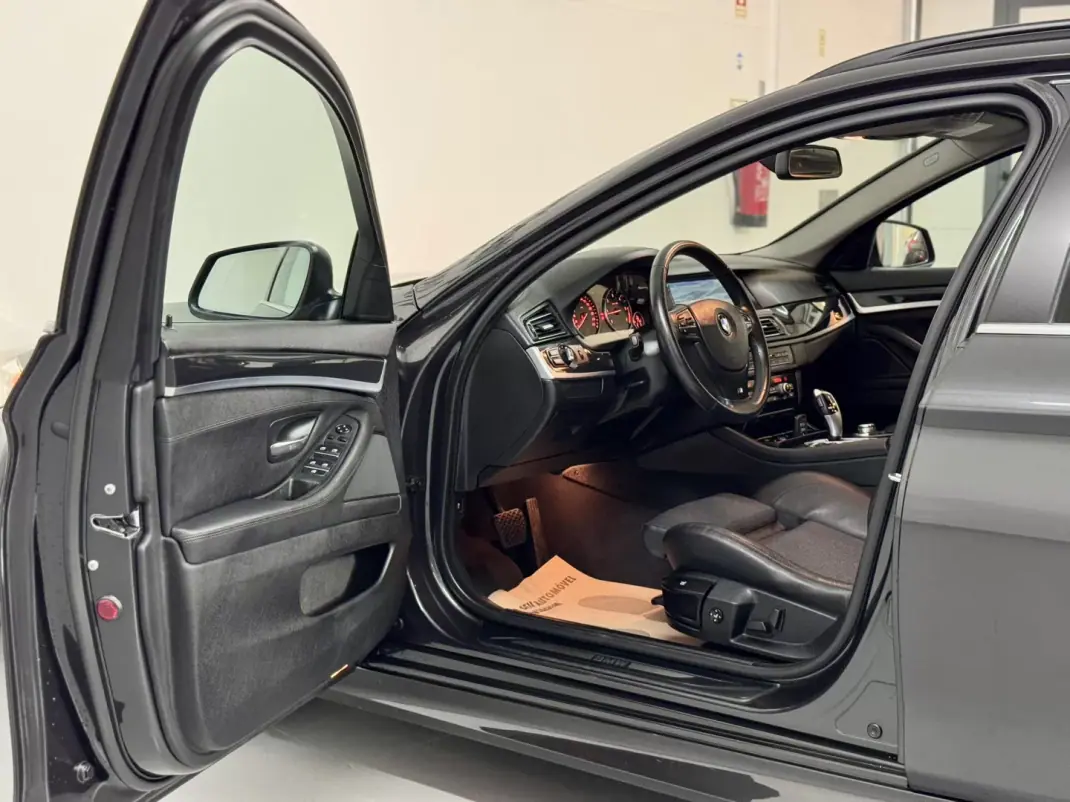 BMW 520 2012 - 15950 EUR, 197000 km - AUTO.MOTO.pt - 197000km - foto 22 de 57
