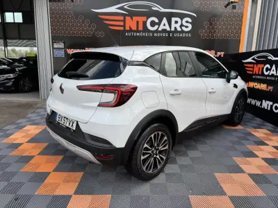 Renault Captur 2021 - 13900 EUR, 198476 km - AUTO.MOTO.pt - 198476km - foto 2 de 14