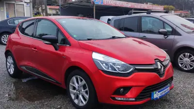 Renault Clio 2019 - 11790 EUR, 116998 km - foto 3 de 20