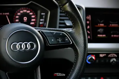 Audi A1 Sportback 2019 - 22750 EUR, 68000 km - AUTO.MOTO.pt - 68000km - foto 22 de 39