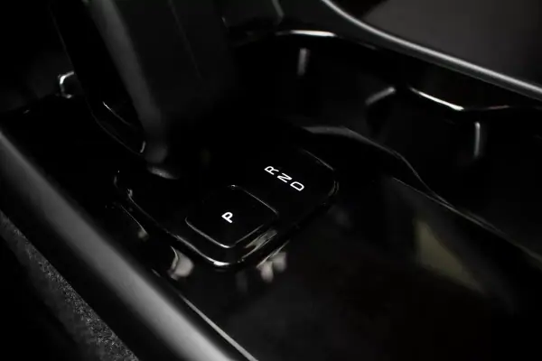 Volvo C40 2023 - 30900 EUR, 63136 km - AUTO.MOTO.pt - 63136km - foto 21 de 44