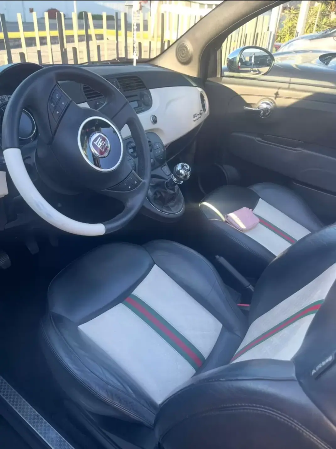 Fiat 500C 2012 - 9999 EUR, 97121 km - AUTO.MOTO.pt - 97121km - foto 1 de 3