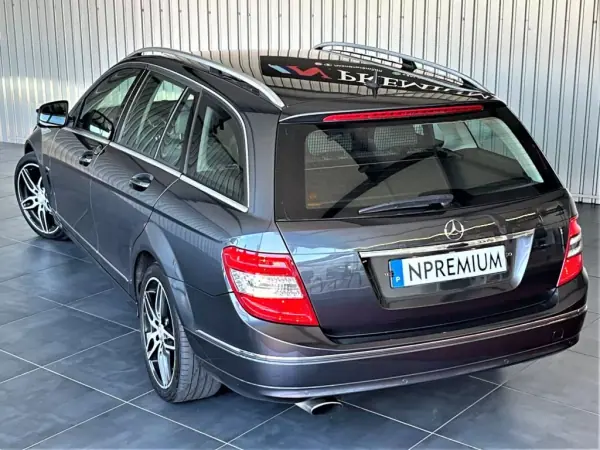 Mercedes-Benz C 220 2008 - 13990 EUR, 231000 km - AUTO.MOTO.pt - 231000km - foto 14 de 42