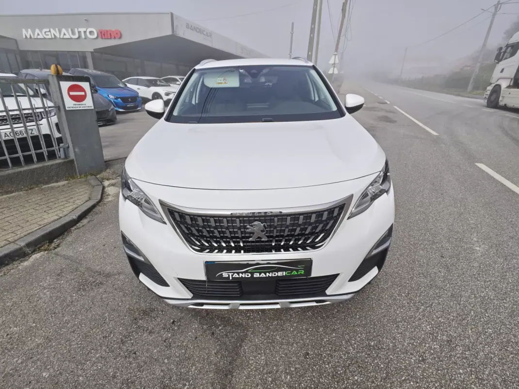 Peugeot 3008 2020 - 19900 EUR, 98000 km - AUTO.MOTO.pt - 98000km - foto 6 de 28