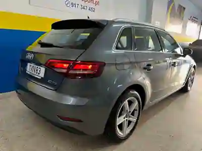 Audi A3 Sportback 2019 - 16450 EUR, 174000 km - AUTO.MOTO.pt - 174000km - foto 3 de 25
