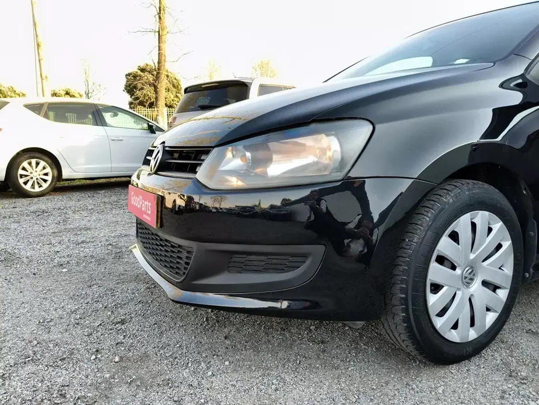 Volkswagen Polo 2011 - 7490 EUR, 120850 km - AUTO.MOTO.pt - 120850km - foto 21 de 21